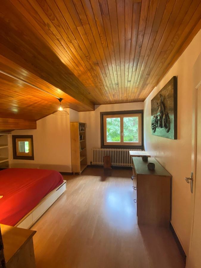 Logement Mansarde Dans Maison Avec Jardin En Bord De Piste, Vue Montagne Les Houches Eksteriør billede