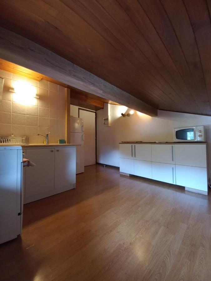 Logement Mansarde Dans Maison Avec Jardin En Bord De Piste, Vue Montagne Les Houches Eksteriør billede